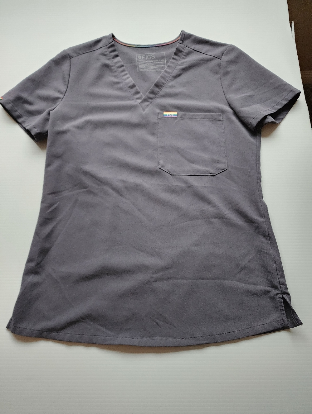 Figs Women’s Charcoal Pride XS Catarina Scrub Top GUC Limited Edition Rare